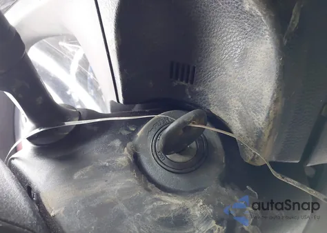 2018 Toyota Corolla Le z USA, uszkodzony, nr VIN 2T1BURHE9JC123563